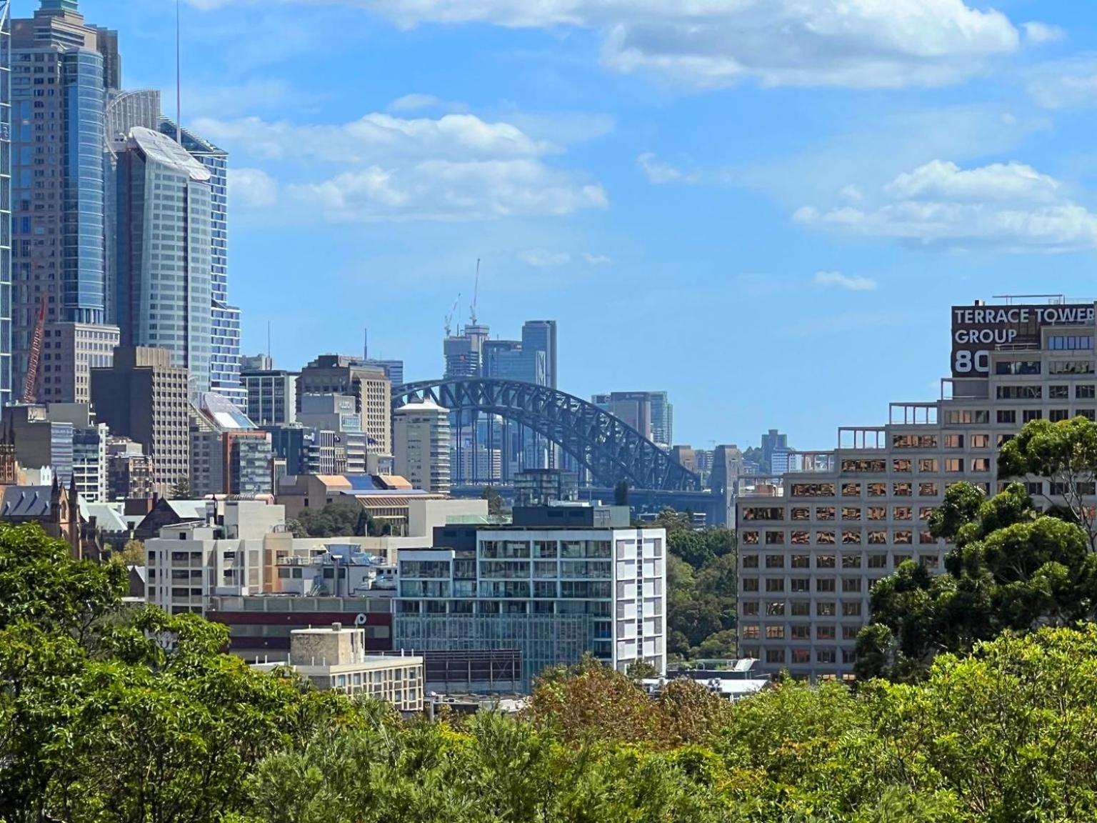 City Budget Hotel Sidney Exterior foto